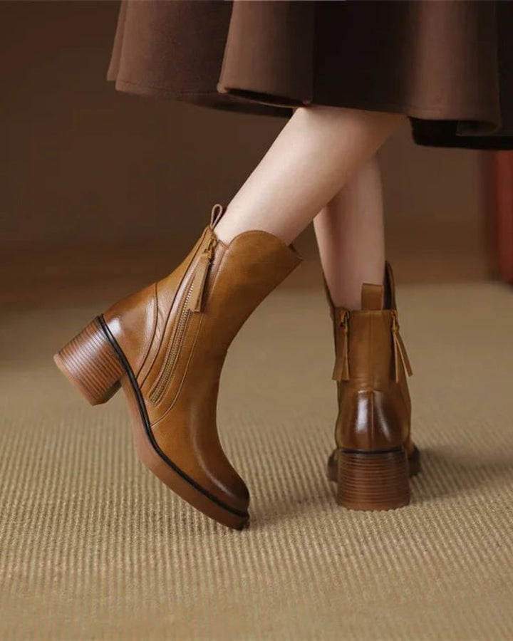 Élorine™ | Botte en cuir noire avec un talon confortable, élégante et intemporelle